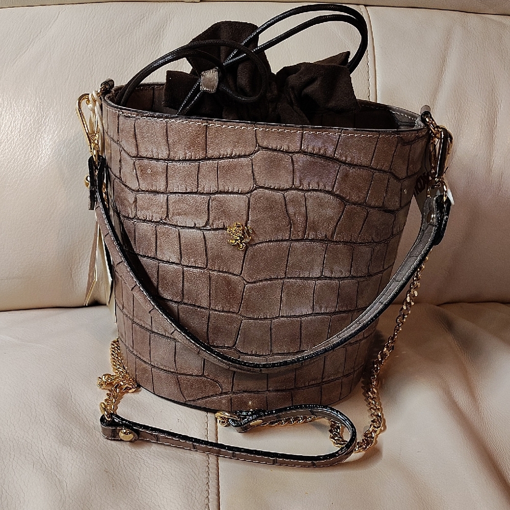 Chic Pratesi Crocodile-Embossed Shoulder Bag
